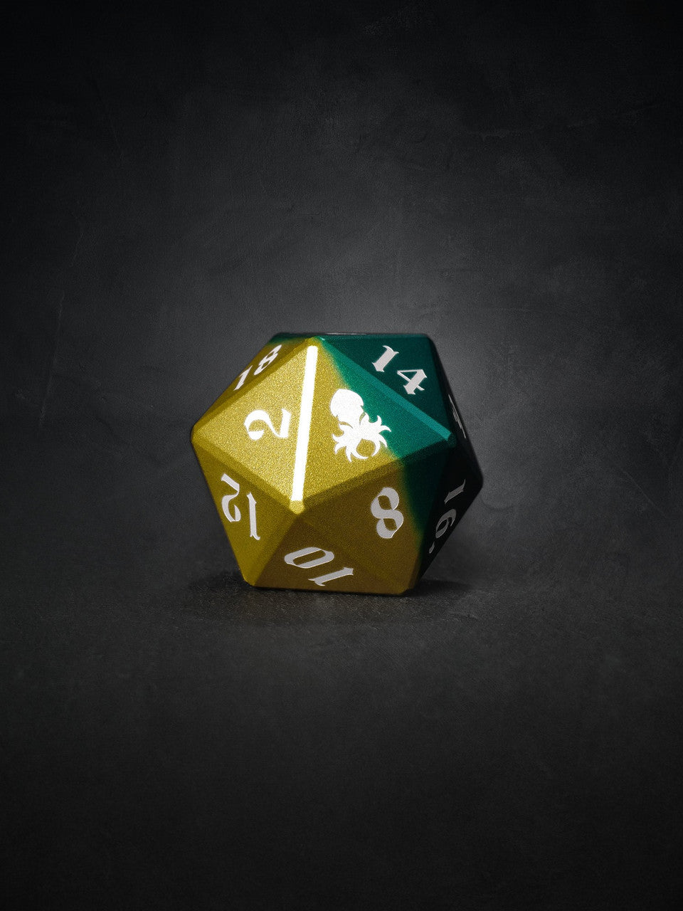 Vulcan: Sylvan Knight 30mm Green and Yellow Precision Aluminum Single D20